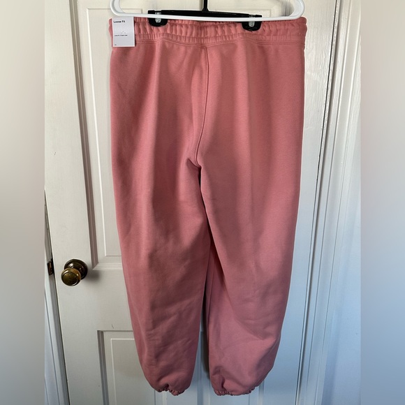 NWT Jordan Loose Fit Sweat Pants - Picture 4 of 6